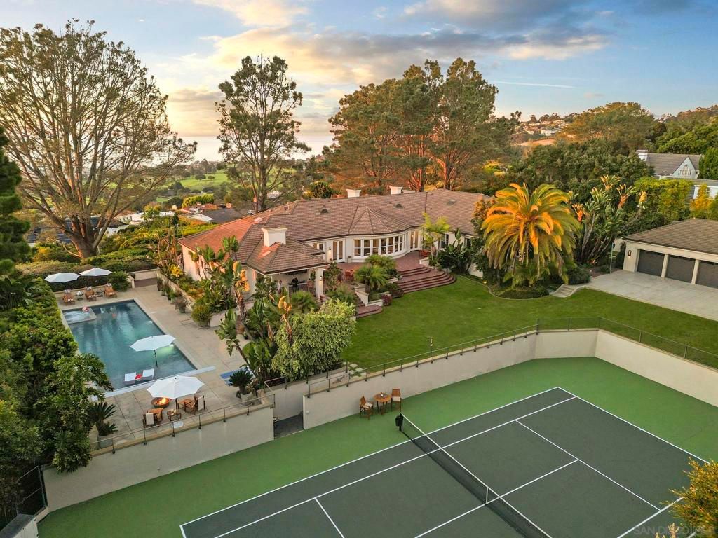 Image 1 of property listing at 1515 El Camino Del Teatro, La Jolla, CA 92037