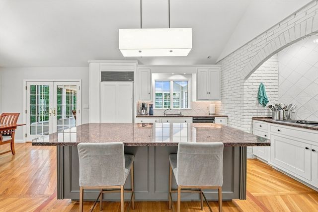 25 Laxfield Rd, Weston, MA 02493