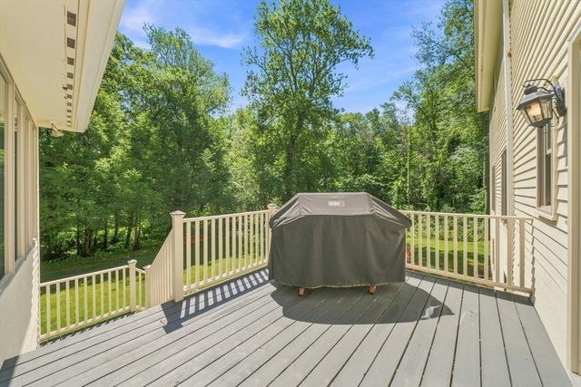 25 Laxfield Rd, Weston, MA 02493