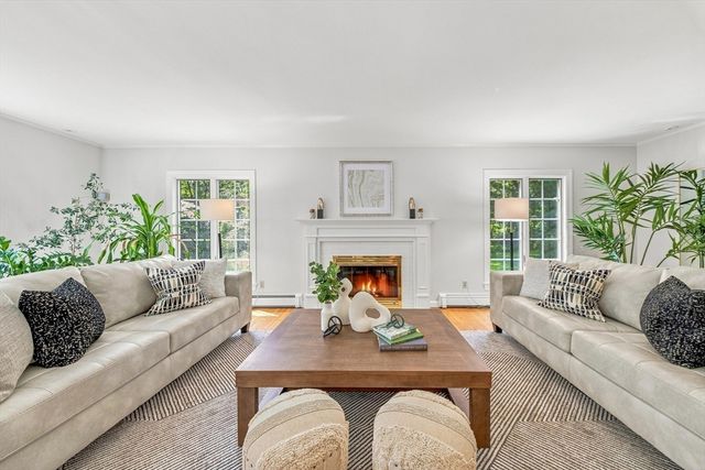 25 Laxfield Rd, Weston, MA 02493