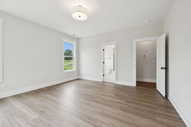 330 Thoroughbred Ln, Hartsville, TN 37074