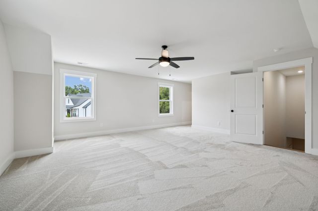 330 Thoroughbred Ln, Hartsville, TN 37074