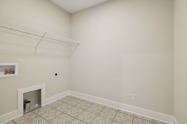 330 Thoroughbred Ln, Hartsville, TN 37074