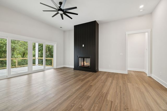 330 Thoroughbred Ln, Hartsville, TN 37074