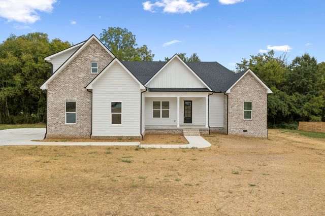 330 Thoroughbred Ln, Hartsville, TN 37074