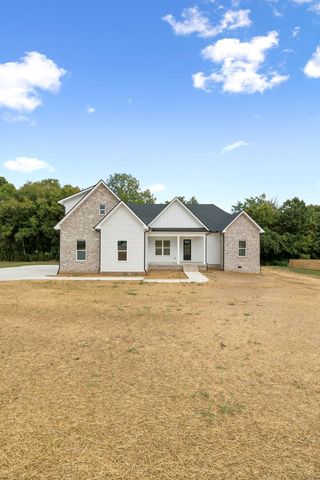 330 Thoroughbred Ln, Hartsville, TN 37074