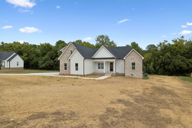 330 Thoroughbred Ln, Hartsville, TN 37074
