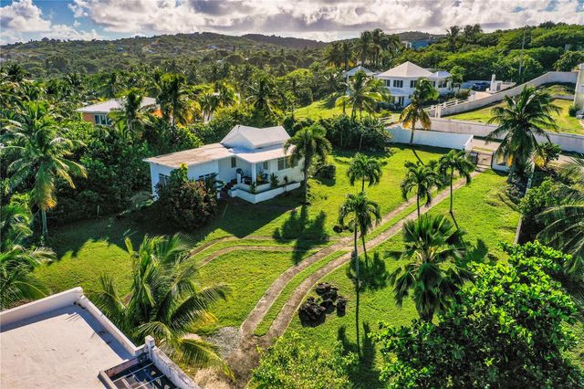 316 EL MAROC, Vieques, PR 00765