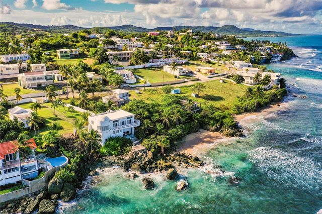 316 EL MAROC, Vieques, PR 00765