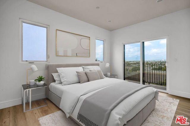 4703 Saturn Street, Los Angeles, CA 90019