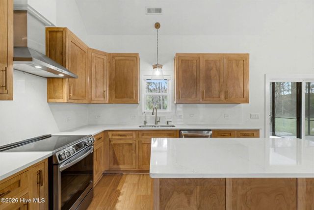 5551 Mills Trail SE, Bolivia, NC 28422