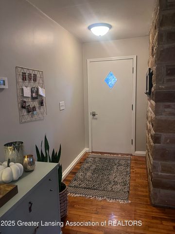 15860 Brook Road, Lansing, MI 48906