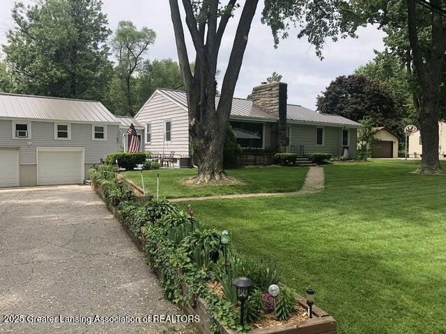 15860 Brook Road, Lansing, MI 48906