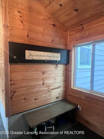 15860 Brook Road, Lansing, MI 48906