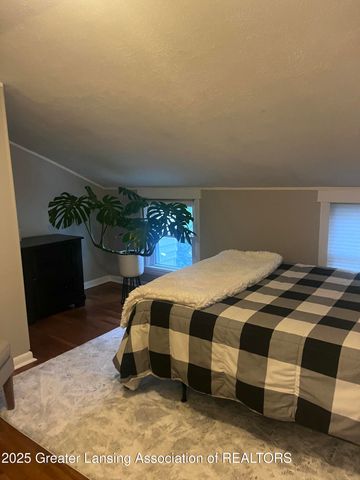 15860 Brook Road, Lansing, MI 48906