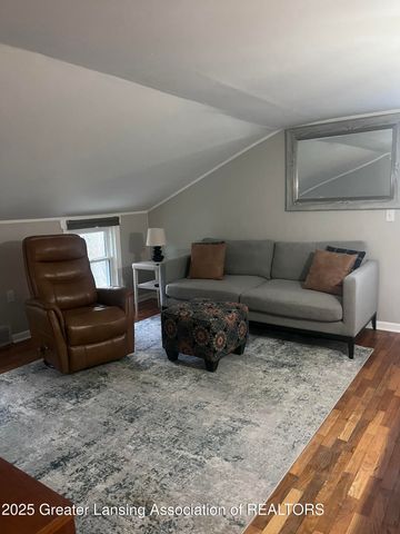 15860 Brook Road, Lansing, MI 48906