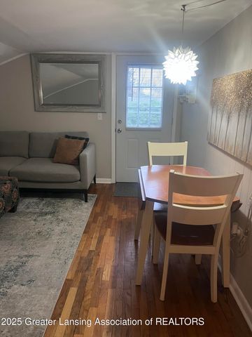 15860 Brook Road, Lansing, MI 48906