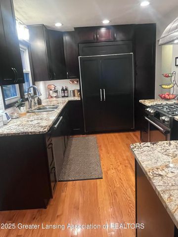 15860 Brook Road, Lansing, MI 48906