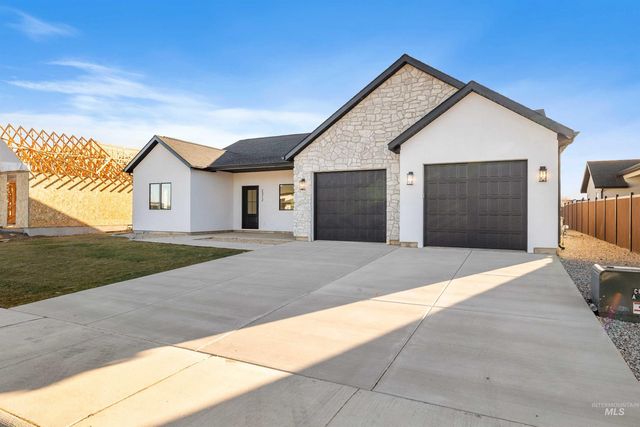 2312 Cattail Dr, Twin Falls, ID 83301
