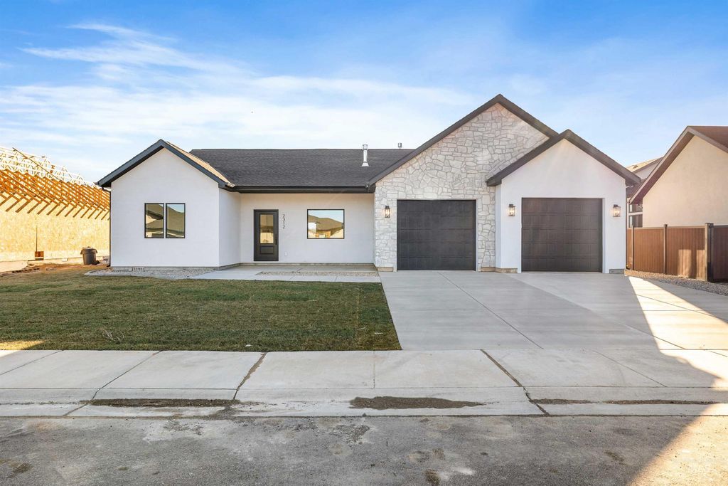 2312 Cattail Dr, Twin Falls, ID 83301