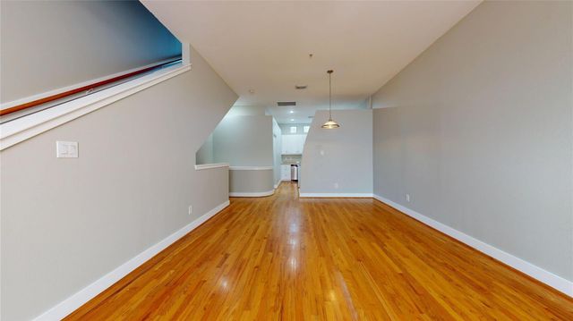 8715 Meadowcroft Drive 801, Houston, TX 77063