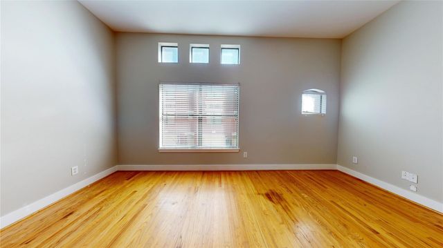 8715 Meadowcroft Drive 801, Houston, TX 77063