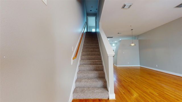 8715 Meadowcroft Drive 801, Houston, TX 77063
