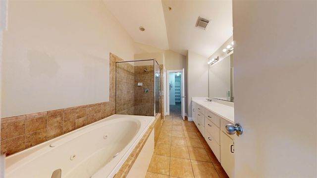 8715 Meadowcroft Drive 801, Houston, TX 77063