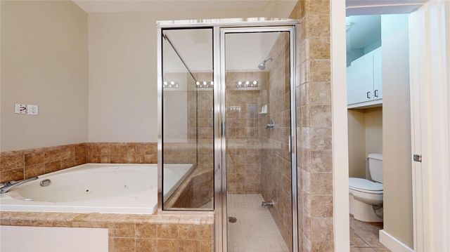 8715 Meadowcroft Drive 801, Houston, TX 77063