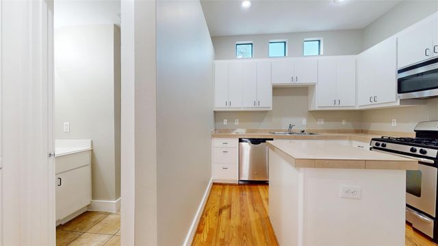 8715 Meadowcroft Drive 801, Houston, TX 77063