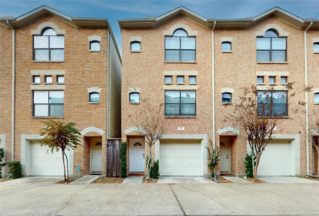 8715 Meadowcroft Drive 801, Houston, TX 77063