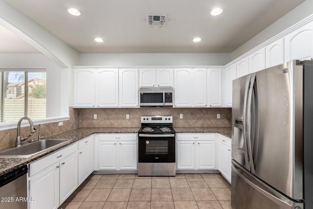 28232 N ABBY Circle, San Tan Valley, AZ 85143