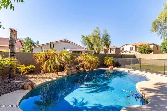 28232 N ABBY Circle, San Tan Valley, AZ 85143