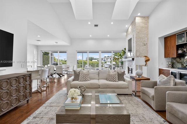 167 Regatta Dr, Jupiter, FL 33477