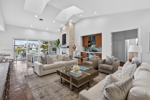 167 Regatta Dr, Jupiter, FL 33477
