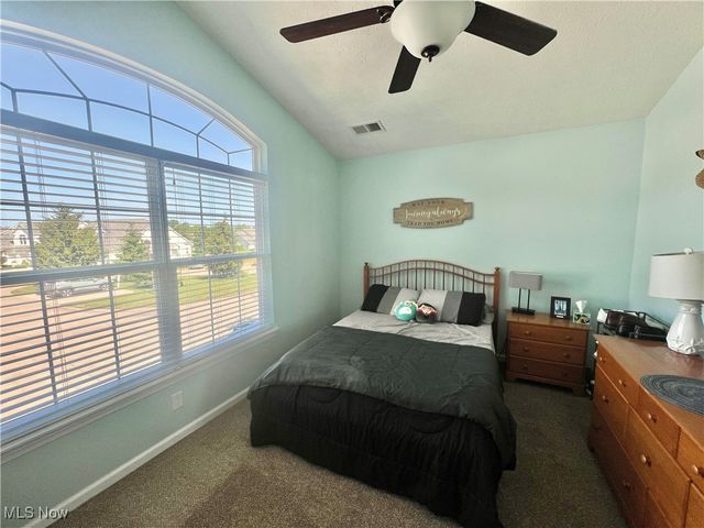 824 Wildberry Circle, Avon Lake, OH 44012