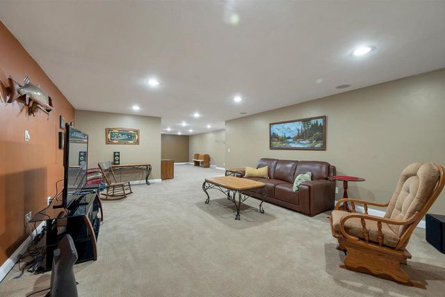 4851 ISABELLA CIRCLE, Oneida, WI 54155
