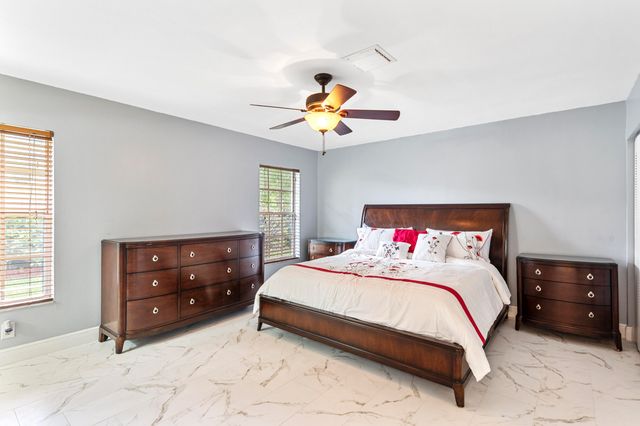 812 NW 6th Avenue, Boynton Beach, FL 33426