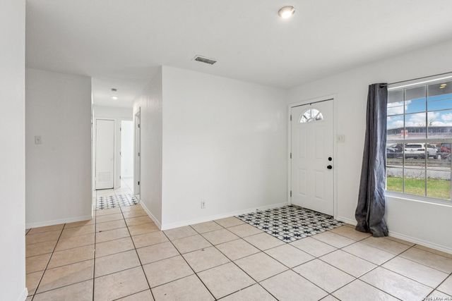 527 Morningview, San Antonio, TX 78220