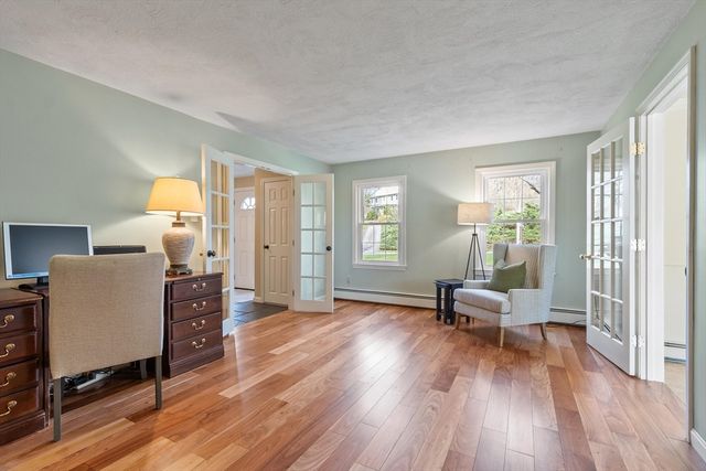 18 Robert Rd, Stow, MA 01775