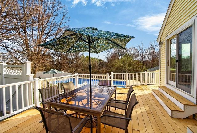 18 Robert Rd, Stow, MA 01775