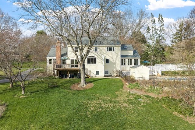 18 Robert Rd, Stow, MA 01775