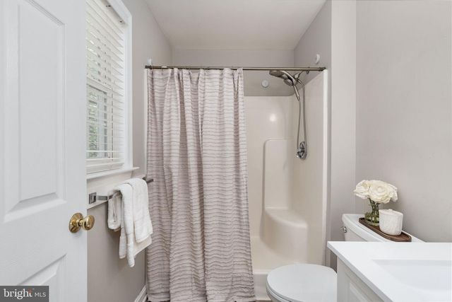 3150 SARETH LN, Locust Grove, VA 22508