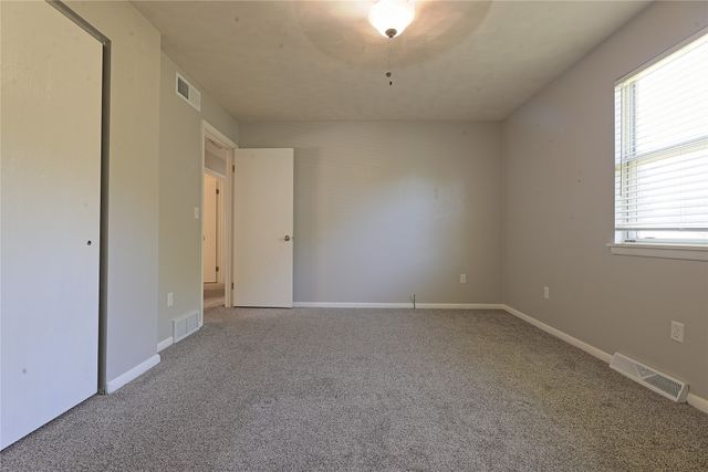 2734 W 34 Street, Millcreek, PA 16506