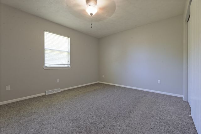 2734 W 34 Street, Millcreek, PA 16506