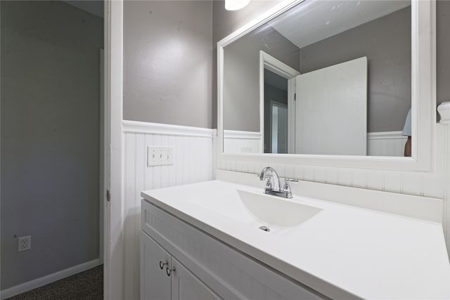 2734 W 34 Street, Millcreek, PA 16506