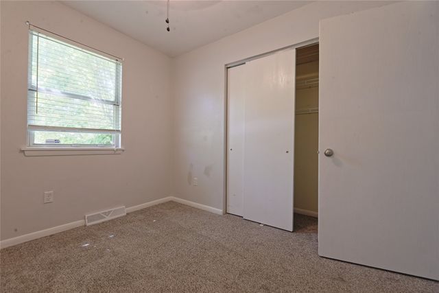 2734 W 34 Street, Millcreek, PA 16506