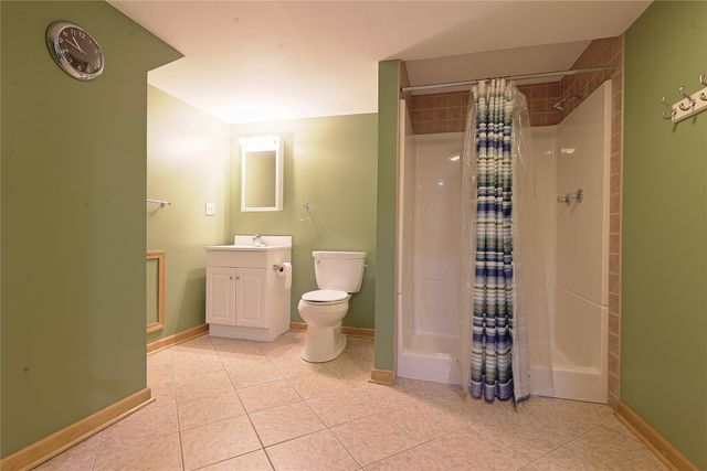 2734 W 34 Street, Millcreek, PA 16506