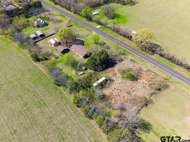 1132 N FM 17, Alba, TX 75410