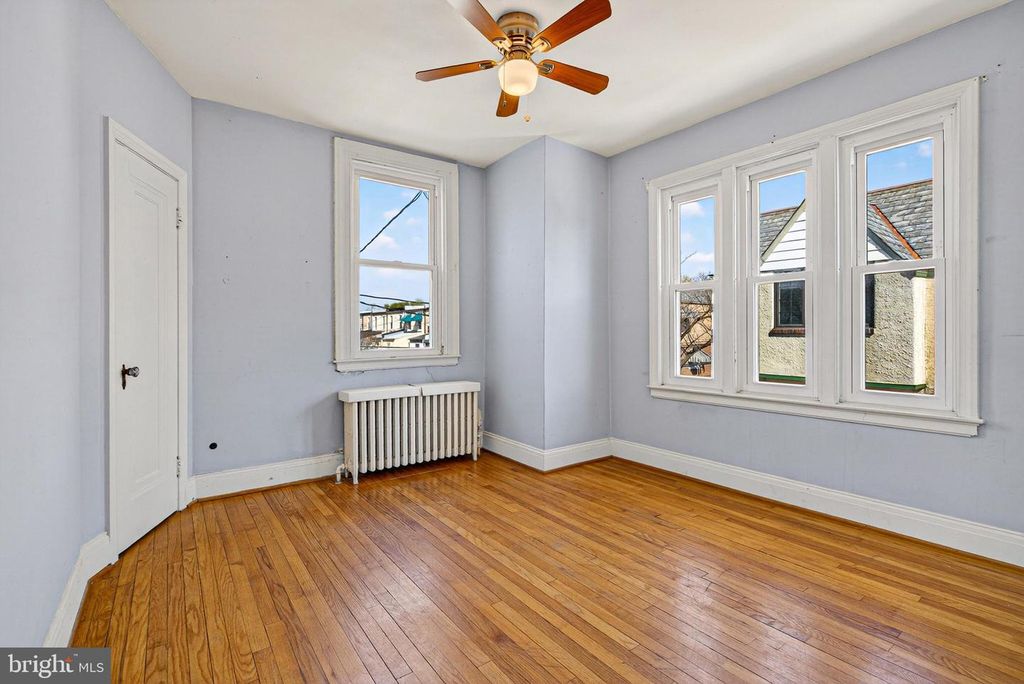 Image 13 of property listing at 3628 ELKADER RD, Baltimore, MD 21218